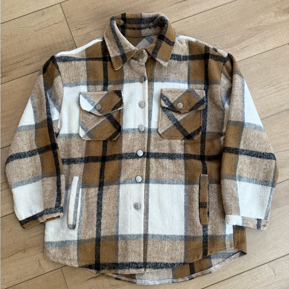 Women’s Plaid Button-Up Jacket